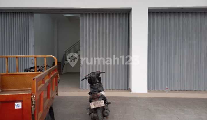 Ruko gandeng baru lt 180 m2 di kemayoran, jakarta pusat murah