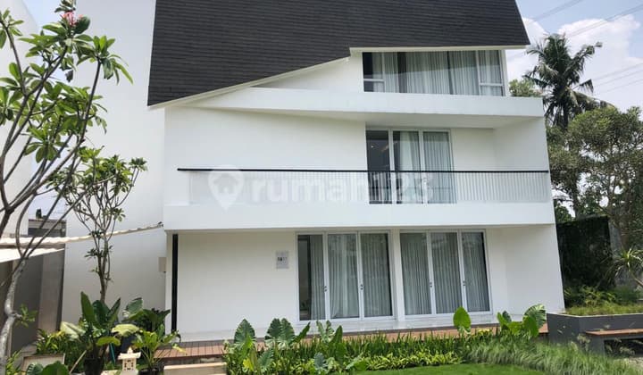 Villa Danau 3 Lantai Baru Dan Ekslusif Di Citralake Sawangan