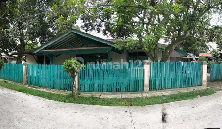 Rumah hook tanah luas Emmywan