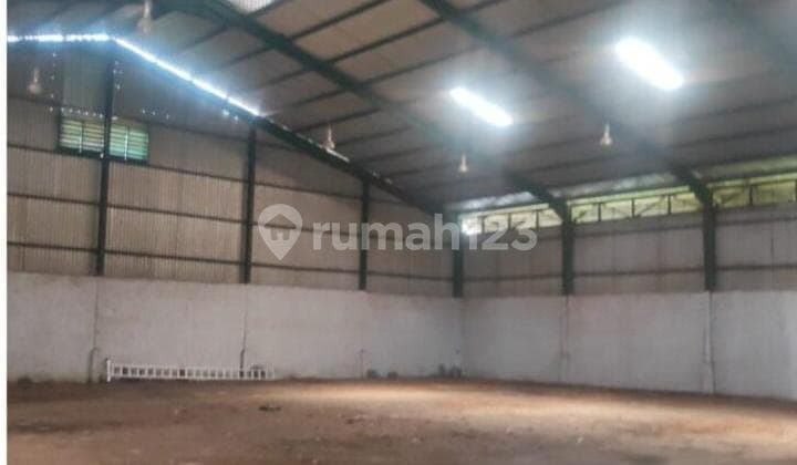 Warehouse by Container Entry Road