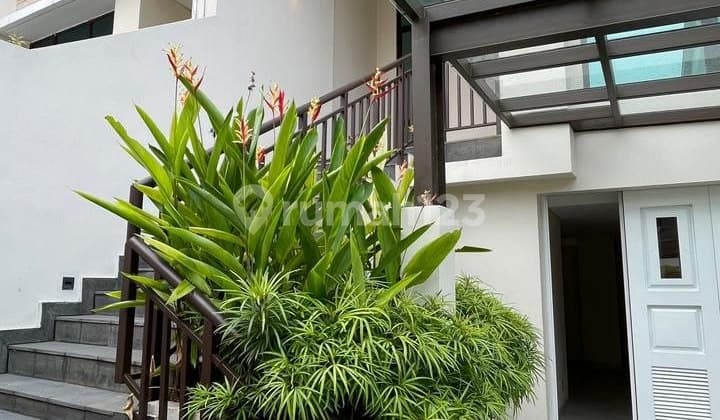 Rumah Baru 4 Lantai Dalam Town House Pondok Indah Jakarta Selatan