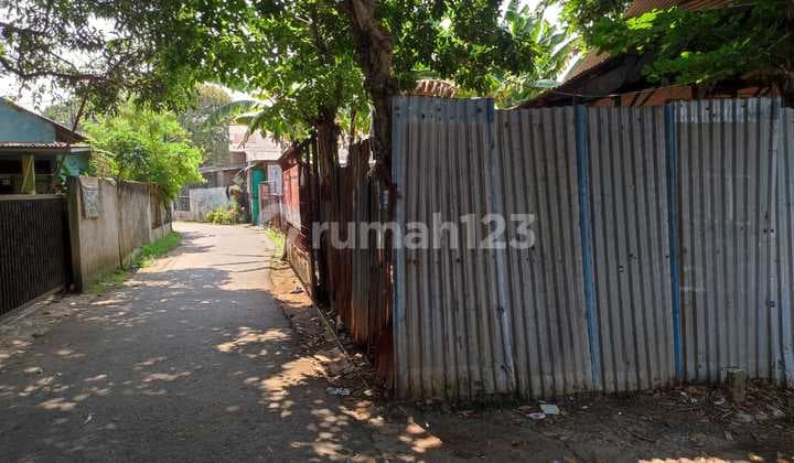 Tanah hook Di Pinggir Jalan Harjamukti Cimanggis Depok Tanah di Jalan putri Tunggal Harjamukti Cimanggis Depok 300 m² SHM