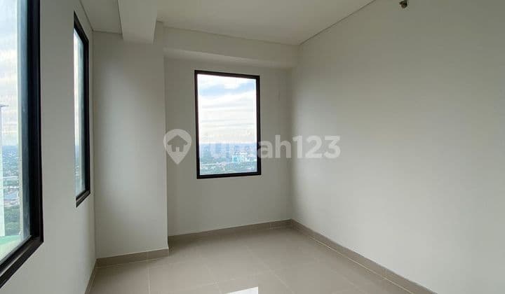 1 unit apartement 2B posisi hook di TransPark Apartement Cibubur
