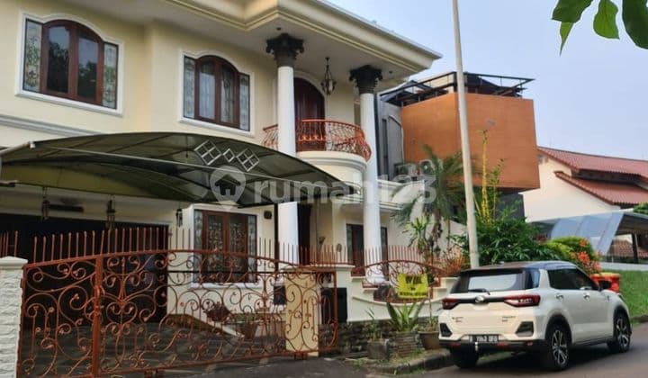 Rumah Mewah dikomplek elit Jalan Veteran Bintaro Jakarta Selatan