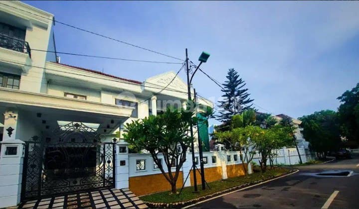 Rumah Mewah Design Klasik Area Elit Kayuputih Pulogadung Jakarta Timur