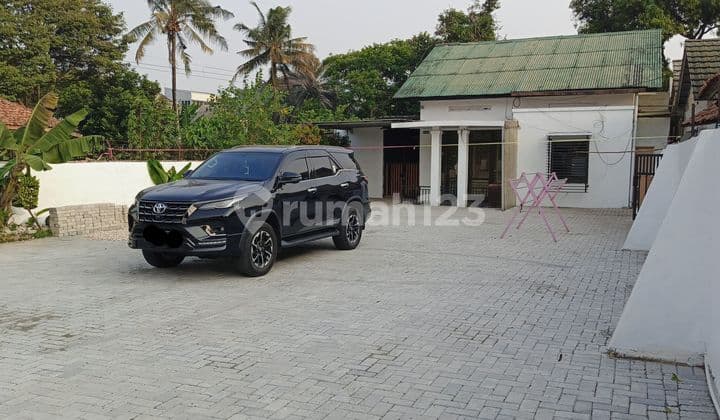 Rumah Pinggir Jalan Raya Sindangkarsa Tapos Depok