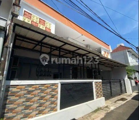 Kost Exclusif 22 Kamar Penuh Area Tebet Jakarta Selatan