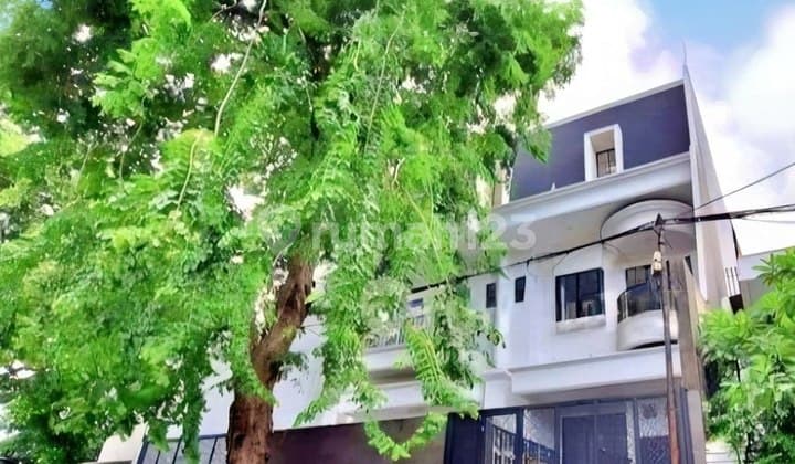 Rumah Baru Mewah 3 Lantai Di Tomang Jakarta Barat