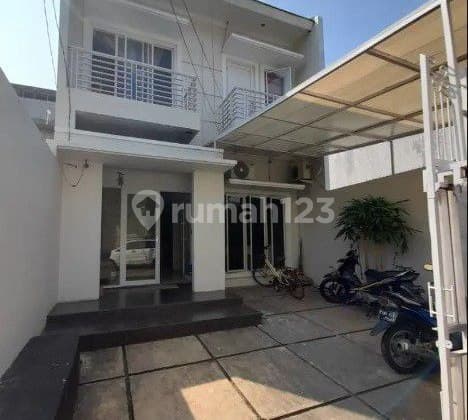Rumah Bagus Dekat Lapan Kalisari Cijantung Jakarta Timur