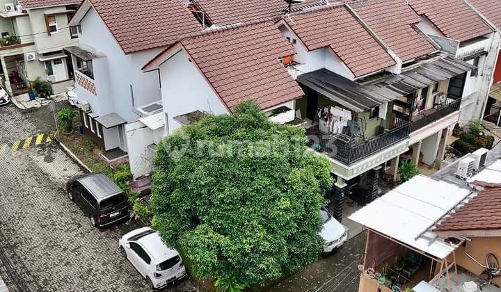 Rumah Hook Dalam Cluster di Cirendeu Dekat Labschool Cirendeu