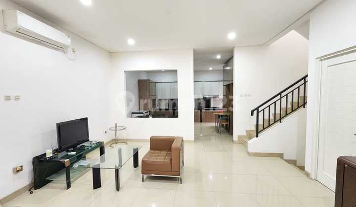 Disewa Rumah 2 Lantai Siap Huni di Cluster Eksklusif - Kembangan, Jakarta Barat