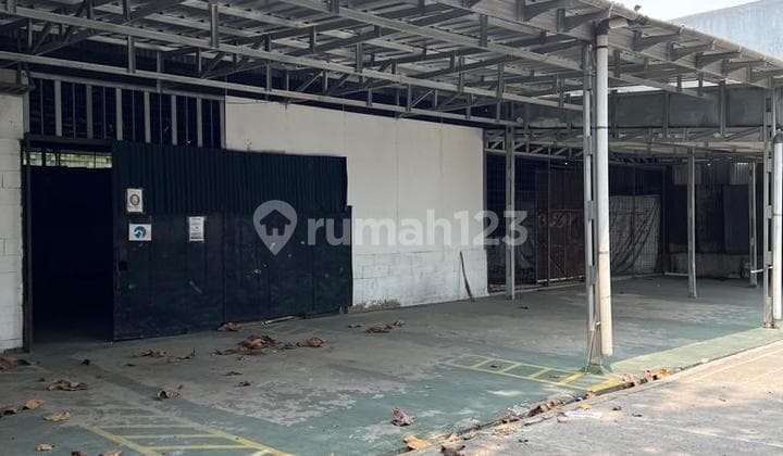Warehouse / Shop in North Meruya