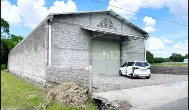 Gudang Siap Pakai Area Jalan Magelang Cocok untuk Gudag Furniture Makanan