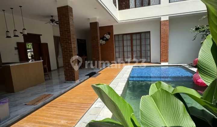 Villa Dijual Ada Pendopo/joglonya Full Furnished Tinggal Masuk Area Jogja Barat