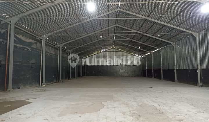 Warehouse for Rent, Ready to Use, Spacious Area in Kalasan, Near Jogja Solo Toll Gate