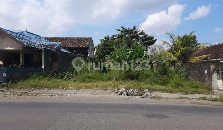 Land for Rent Suitable for Restaurant, Cafe, Car Wash Near RSA UGM Land for Rent Suitable for Restaurant, Cafe, Car Wash Near RSA UGM