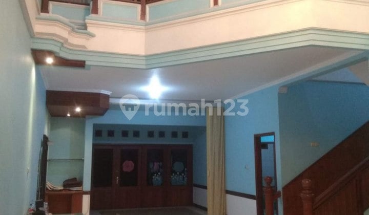For Sale Ready-to-Occupy House in Gayungsari Housing