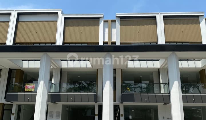 Menteng Studio Loft Ruko Besar Gagah Siap Pakai Gading Serpong