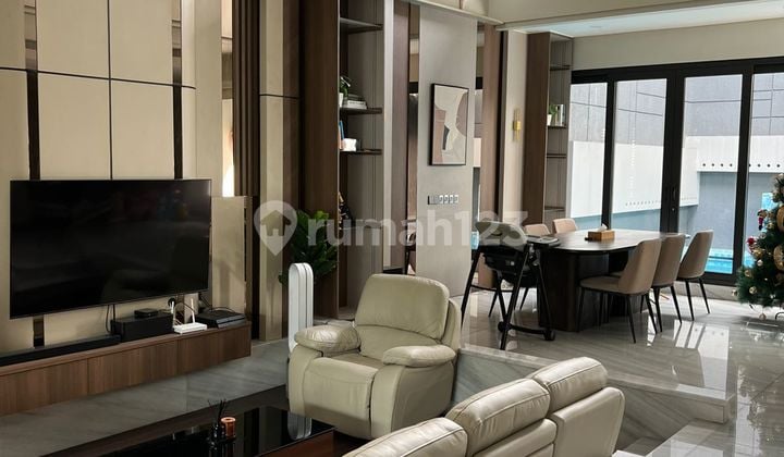 Fully Furnished House with Private Pool at Sutera Victoria - Alam Sutera