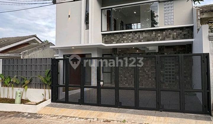 Jual Rumah Baru Masih Fresh Di Kencana Loka Bsd City