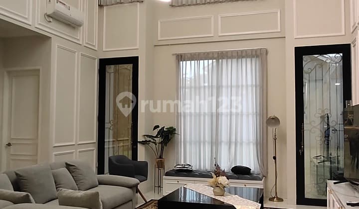 Hoek House Fully Furnished with Private Pool in Foresta BSD