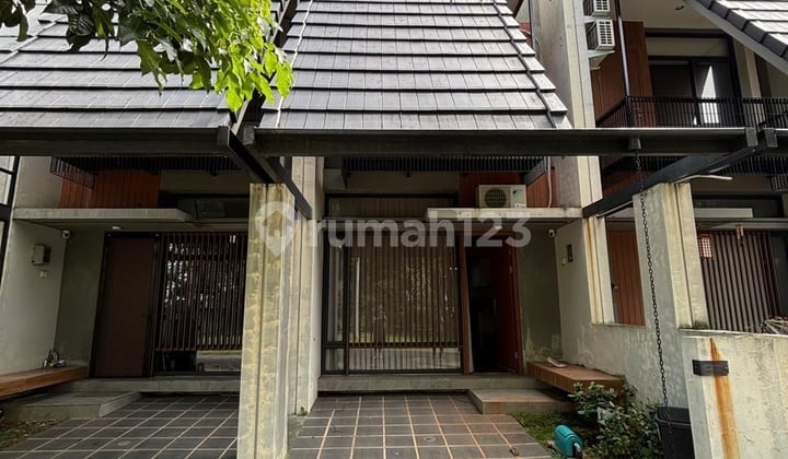 Full Furnished House in Front of Fleekhauz Park - BSD