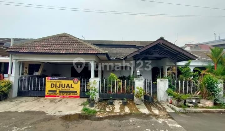 For Sale Spacious House in Arjuna Bekasi Galaxy South Bekasi