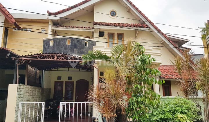 Dijual Rumah 2 Lantai Bebas Banjir di Jatibening Bekasi
