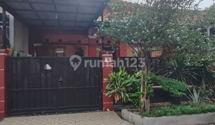 For Quick Sale: 1-Story Furnished House on Jl. Boulevard Hijau, Harapan Indah, Bekasi.