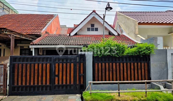 Rumah Nyaman Siap Huni di Anggur Raya Pamulang, Lokasi Strategis!
