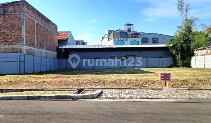 Tanah Puri Indah Luas 246 m² Bagus Nih