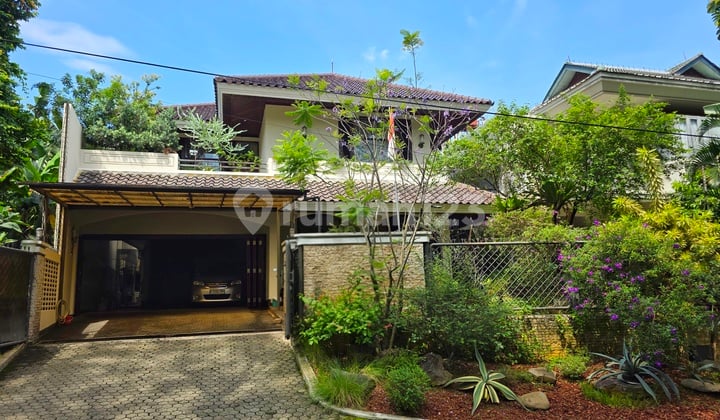 Rumah Pondok Indah Lingkungan Nyaman, Jakarta Selatan