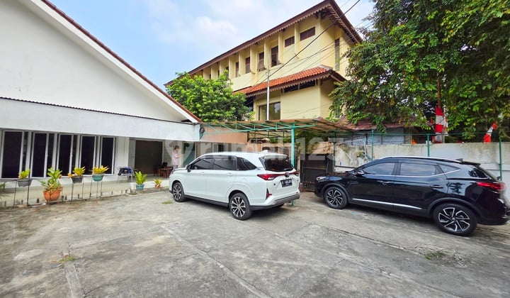 Rumah Cipete Lokasi Bagus Cilandak, Jakarta Selatan