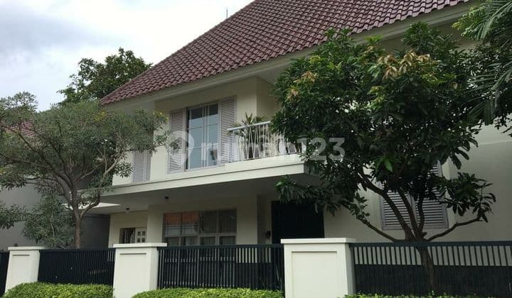 Minimalis house in Cipete closed to Ecole French