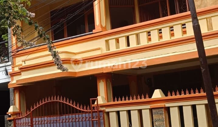 Disewakan Rumah Bagus di Bumi Malaka Asri Duren Sawit Jakarta Timur