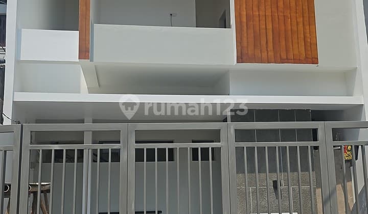 Dijual Rumah Baru 100% di Pondok Kelapa Jakarta Timur
