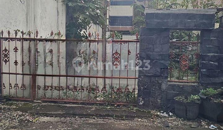 Land for Sale, Former Old House Site in Pondok Bambu Permai, Duren Sawit, East Jakarta. Land for Sale, Former Old House Site in Pondok Bambu Permai, Duren Sawit, East Jakarta.