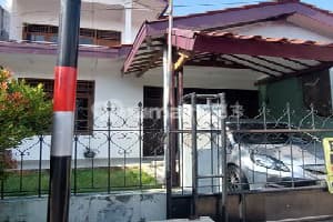 For sale: nice and ready-to-occupy house in PTB Duren Sawit, Jakarta Timur.