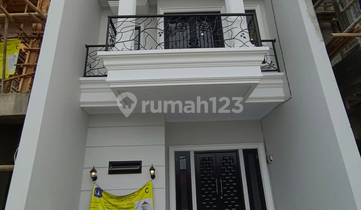Rumah Murah 2 Lantai Dalam Komplek Lokasi Dekat Stasiun Lenteng Agung New