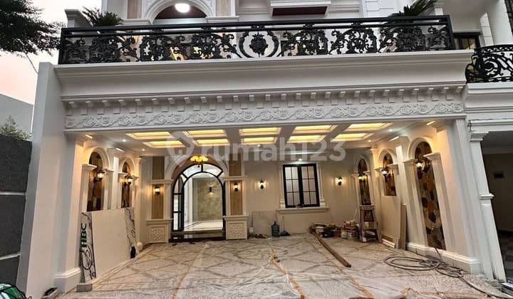 Rumah 2 Lantai SHM Bagus hadap Timur di Jagakarsa Jakarta