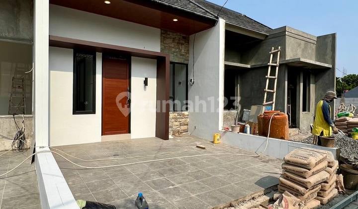 Rumah Bagus Unfurnished Dekat Pintu Tol Kukusan