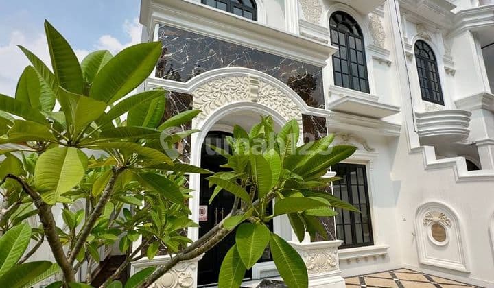 3-Story House Ready to Occupy Near Cilandak Toll Gate