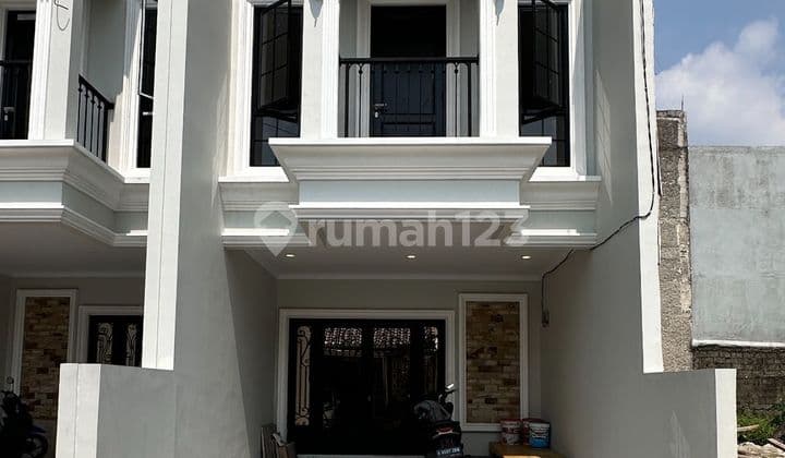 Rumah 2 Lantai Siap Huni Bagus Dekat Pintu Tol Kukusan