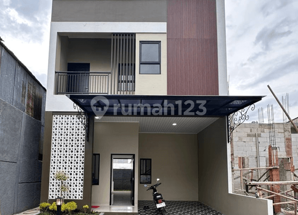 Rumah 2 Lantai Siap Huni Dekat Universitas Indonesia Didepok