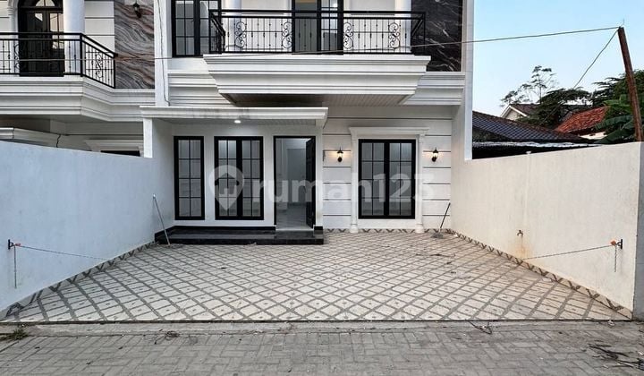 Rumah Shm 2 Lantai Bagus Hadap Selatan Dekat Pintu Tol