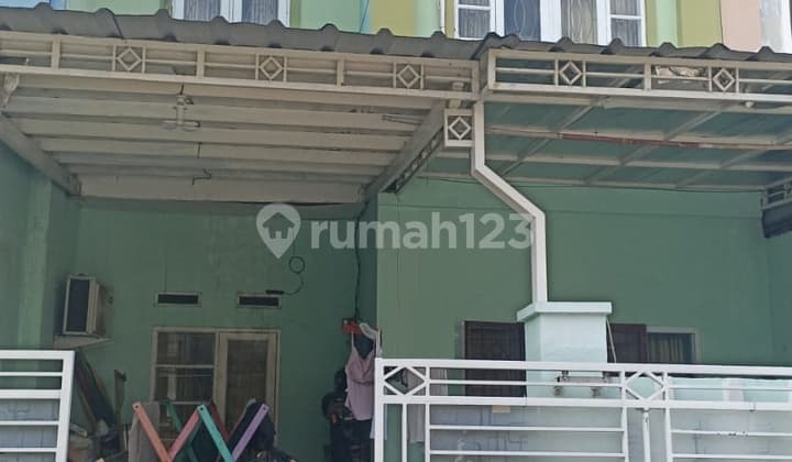 Dijual Rumah di Kompleks Taman Harapan Baru, Kota Bekasi (D0051)