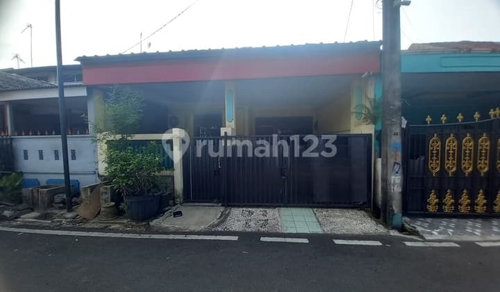 Semi Furnished SHM Bagus Rumah Pulogebang, Jakarta Timur