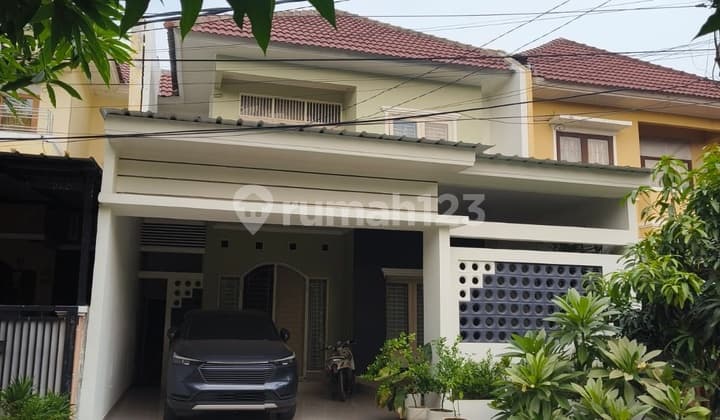 Jual Rumah di Cluster Taman Harapan Baru Dkt Plaza Thb (D0183)