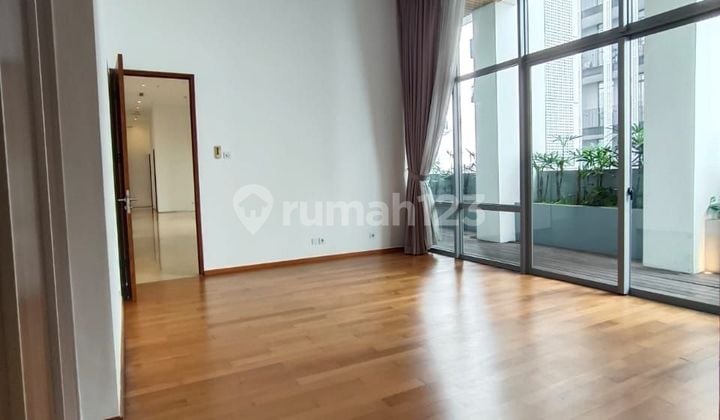quick sale Senopati Suites Apartment 3 Bedrooms Semi Furnished