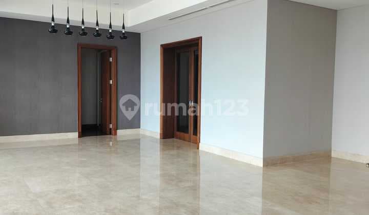 Apartemen Pakubuwono Signature 4 Br + Studio Room Disewa Murah